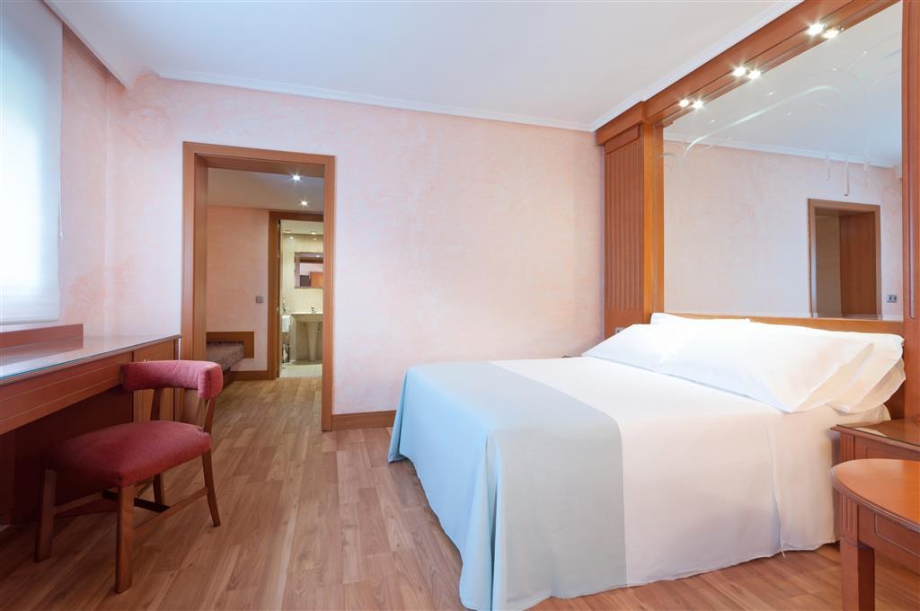 Gran Hotel Los Angeles Getafe Phòng bức ảnh