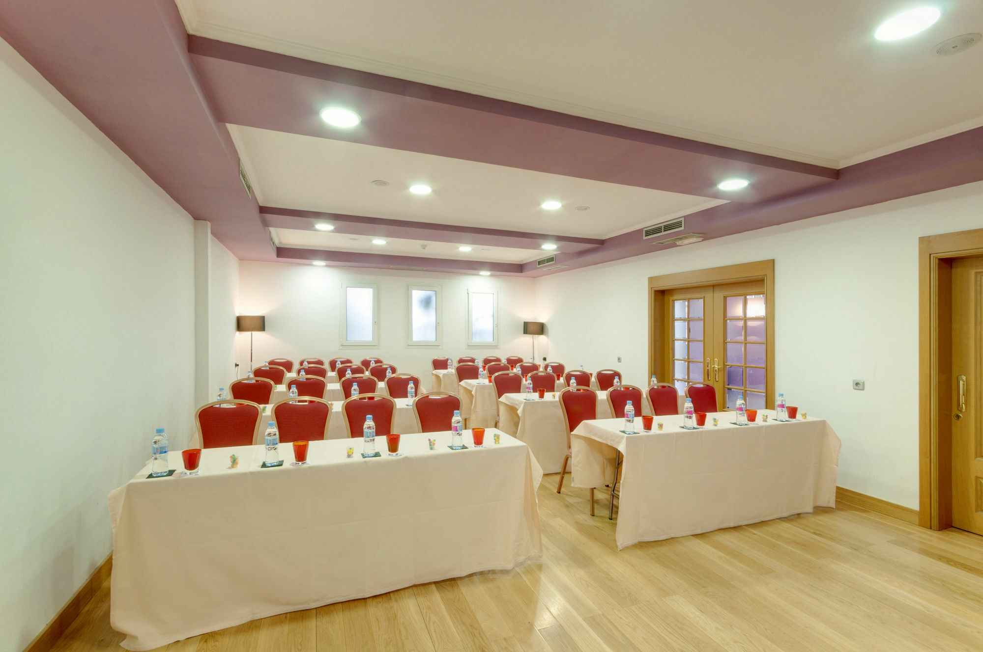 Gran Hotel Los Angeles Getafe Kinh doanh bức ảnh