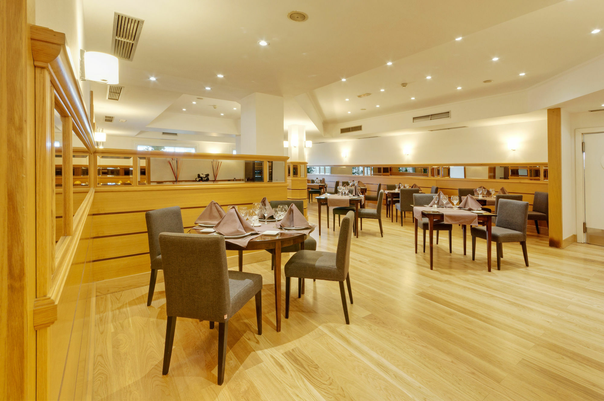 Gran Hotel Los Angeles Getafe Nhà hàng bức ảnh